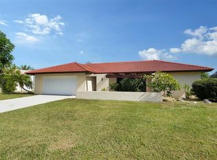 2218 Lakewood Dr, Nokomis, FL 34275