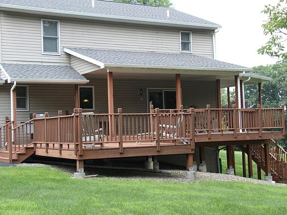 SPACIOUS PATIO FOR ENTERTAINING ROOF IS GREAT FOR RAINY DAYS