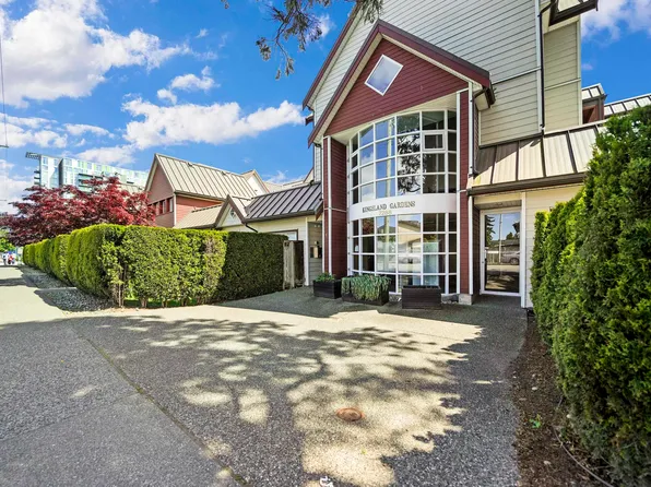 7288 No 3 Rd #202, Richmond, BC V6Y 3Y1