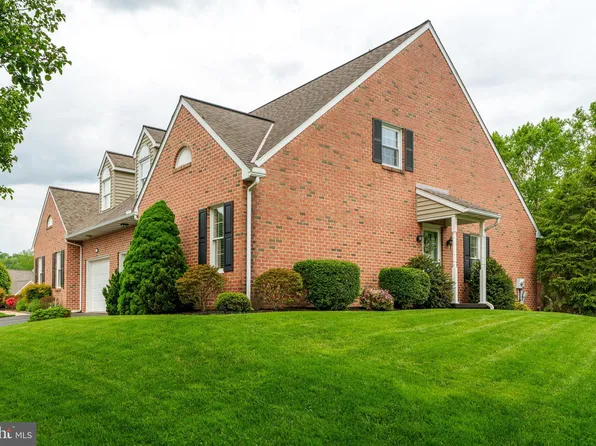 25 Pennridge Ave, Mountville, PA 17554