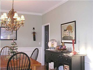 4th image of 807 Brooke Stone Dr