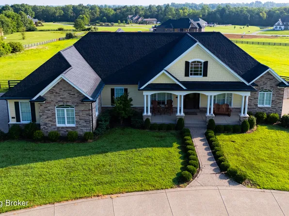 2823 Ash Ave, Louisville, KY 40245