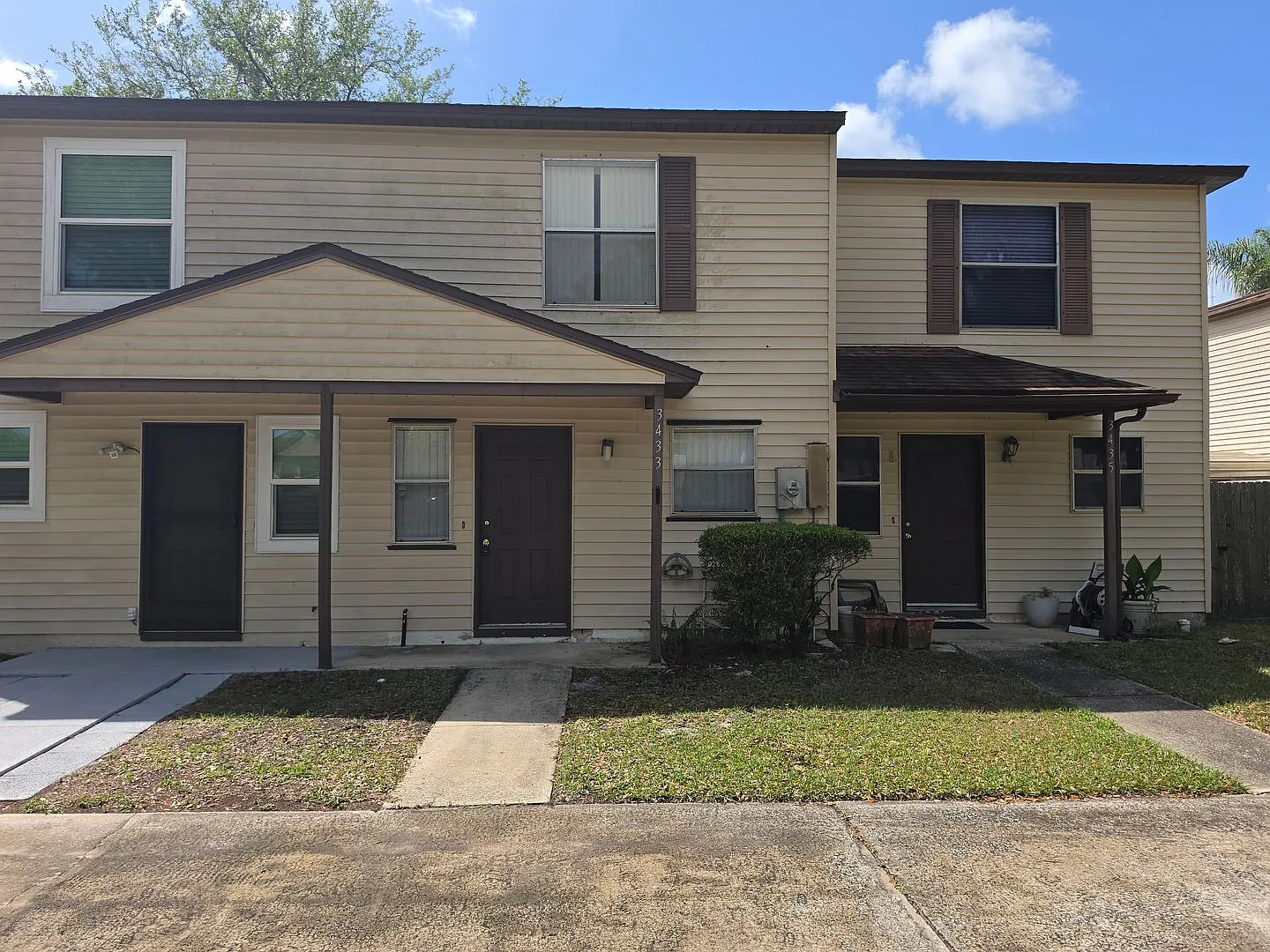 For Rent!! Clean And Cozy Two Story Townhome (Private Yard)... — Photo 1