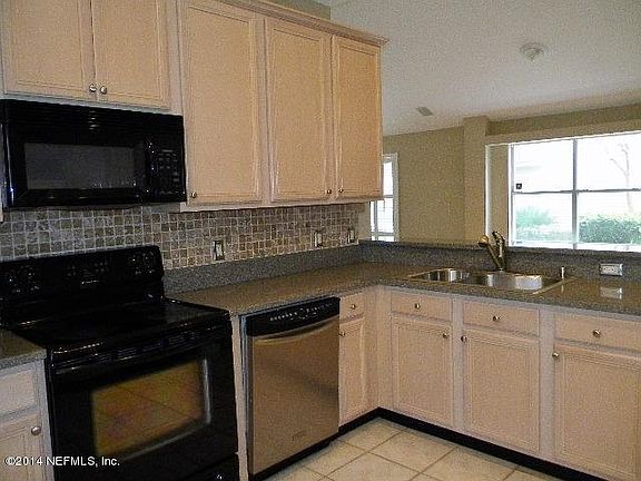4th image of 14450 Pelican Bay Ct