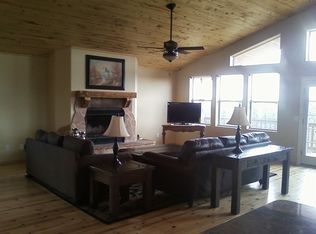 2972 Lodgepole, Overgaard, AZ 85933