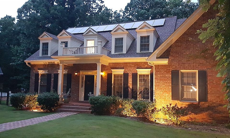 2nd image of 105 Northwind Trl