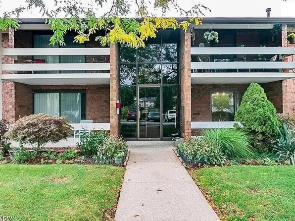 1263 Lost Nation Rd APT 22, Willoughby, OH 44094