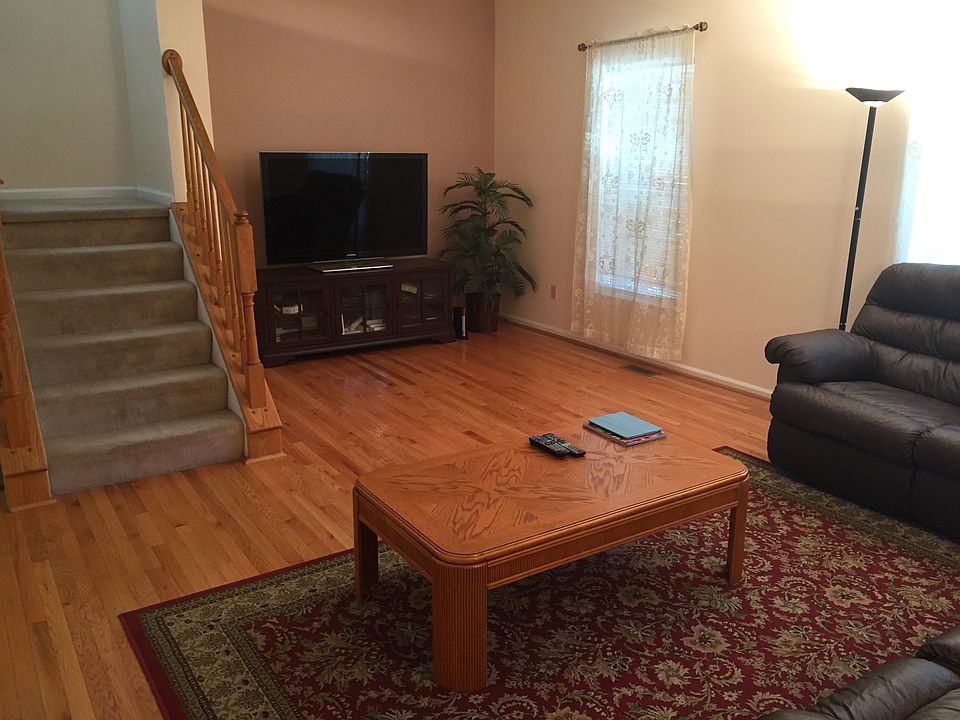 2nd image of 209 Barclay Dr