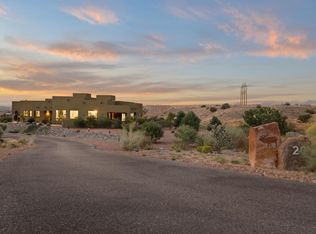 26 Petroglyph Trl, Placitas, NM 87043