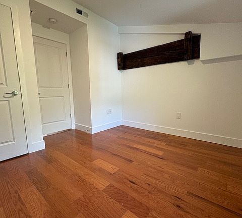 5th image of 1615 Foulkrod St #204