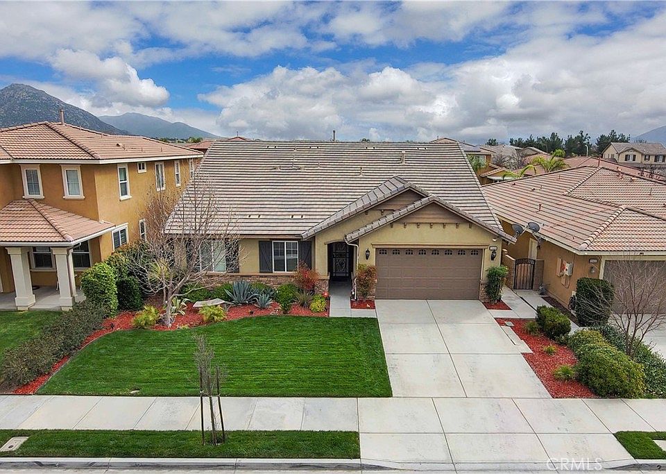 1st image of 28438 Stoney Point Cv