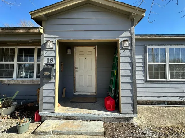 19 S Edith St, Pryor, OK 74361