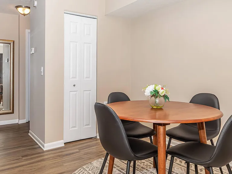 Arrowhead Apartments — Photo 26