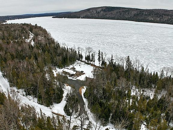 5th image of 530 East Van Buren Cove Road