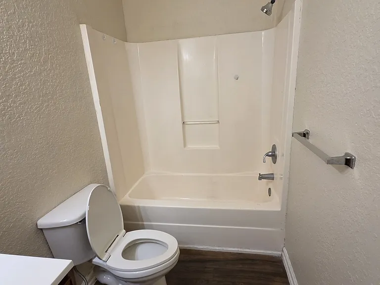 403 S Ashley St — Photo 14
