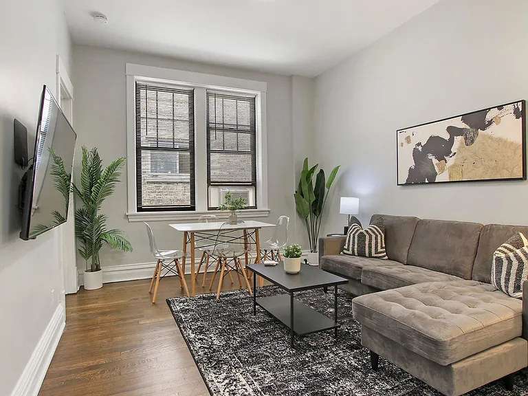 5220 N. Clark Street — Photo 13