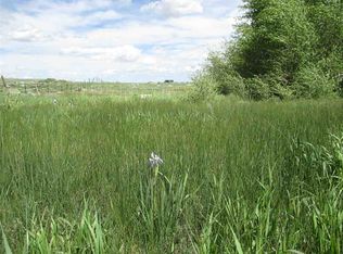 72 E North Fork Rd, Centennial, WY 82055