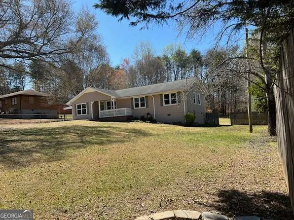 158 Oak Way Dr, Toccoa, GA 30577