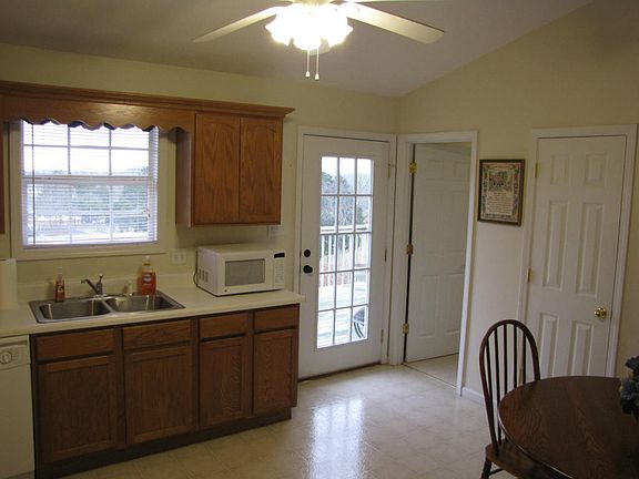5th image of 7916 Temple Ln