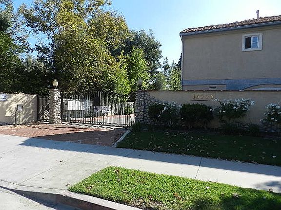 2nd image of 13775 Glenoaks Blvd Unit 11