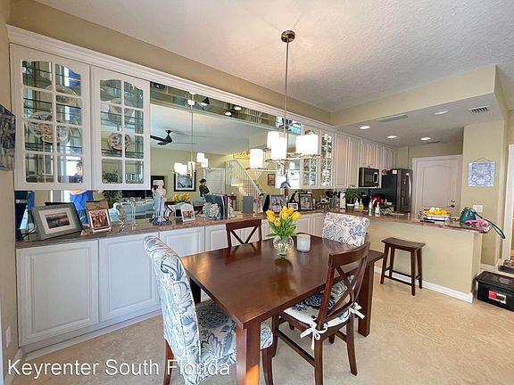 5th image of 78 Tall Oaks Cir