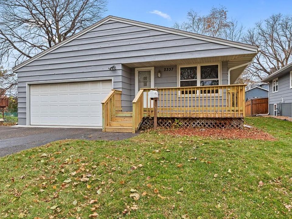 1st image of 2337 Burke Ave E