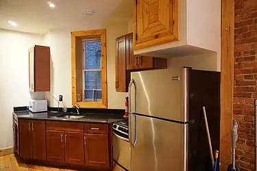 Rented by Rennit Inc.