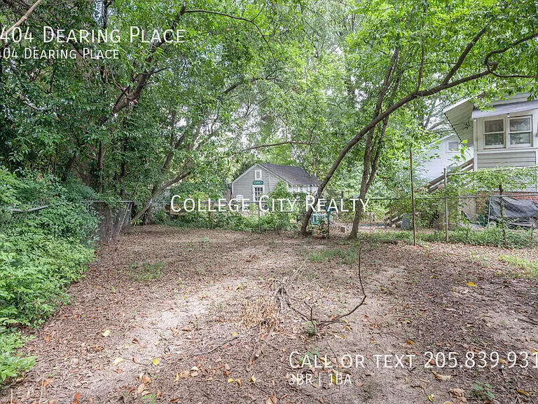 1404 Dearing Pl — Photo 2