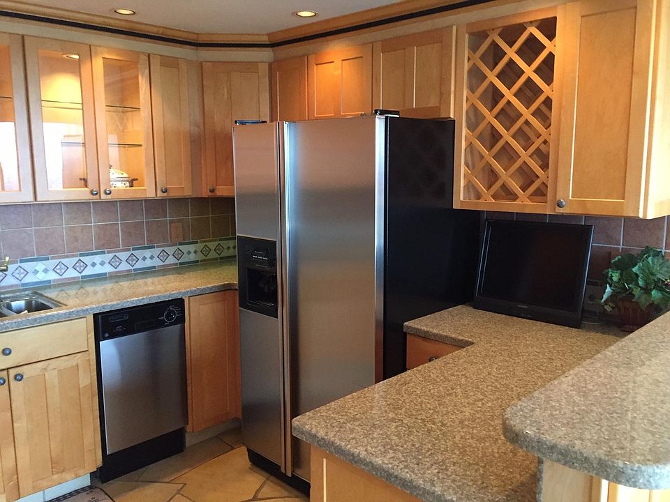 1st image of 6211 W Northwest Hwy APT 2700