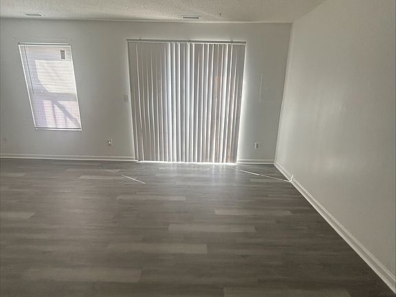 4th image of 1113 Meadow Sage Ln
