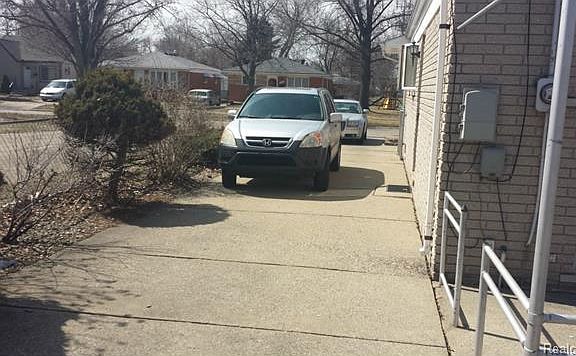 5th image of 5998 Fenton St
