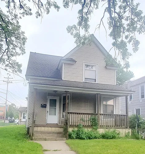 1802 Madison Ave SE Photo 1