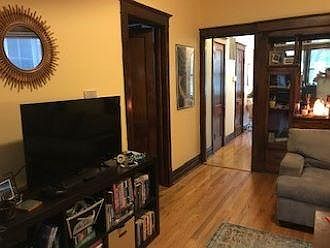 3rd image of 1041 N Honore St #1