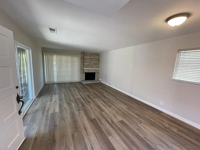 16771 Greenview Ln — Photo 11