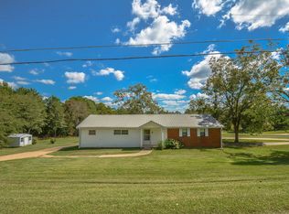 3167 Elkahatchee Rd, Alexander City, AL 35010