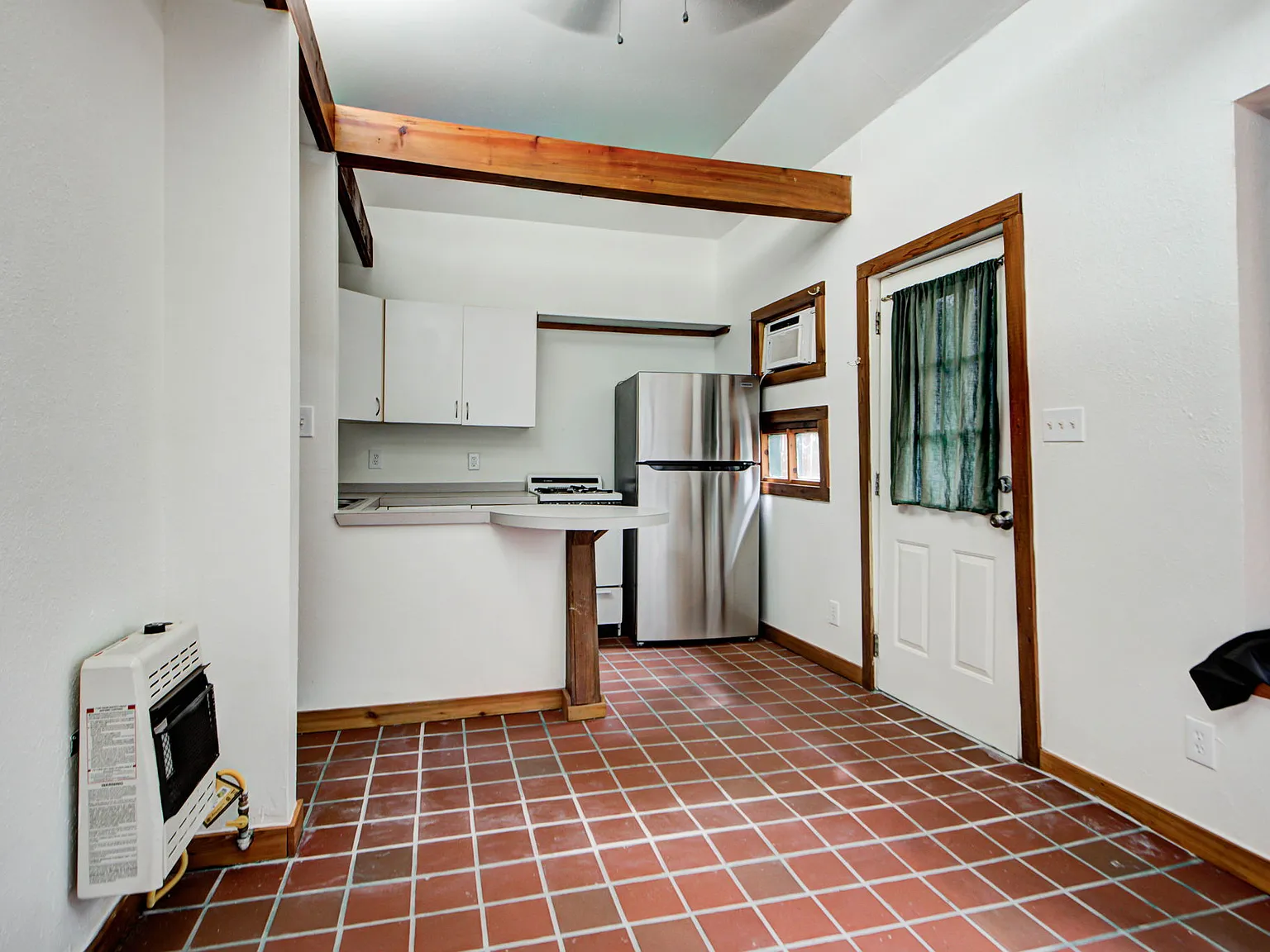 421 Park Drive - 3 — Photo 3