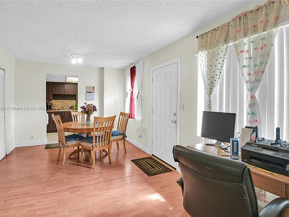 5th image of 1200 SW 50th Ave #108