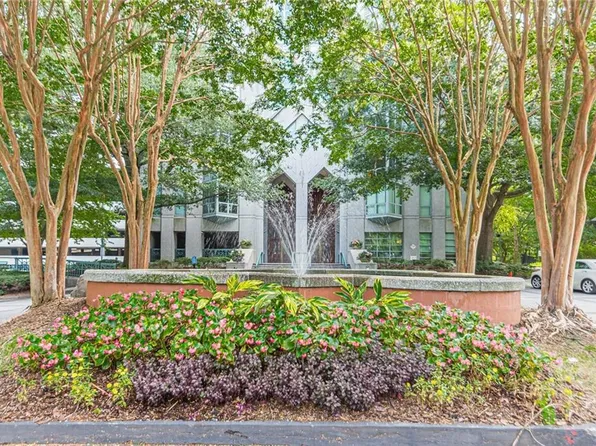 2870 Pharr Court South NW APT 608, Atlanta, GA 30305