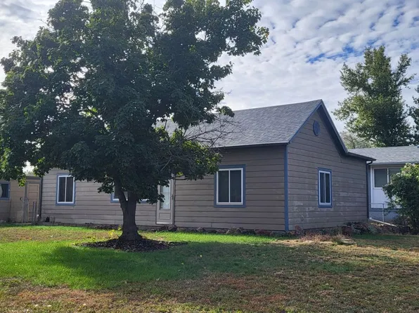 622 Missouri Ave, Miles City, MT 59301