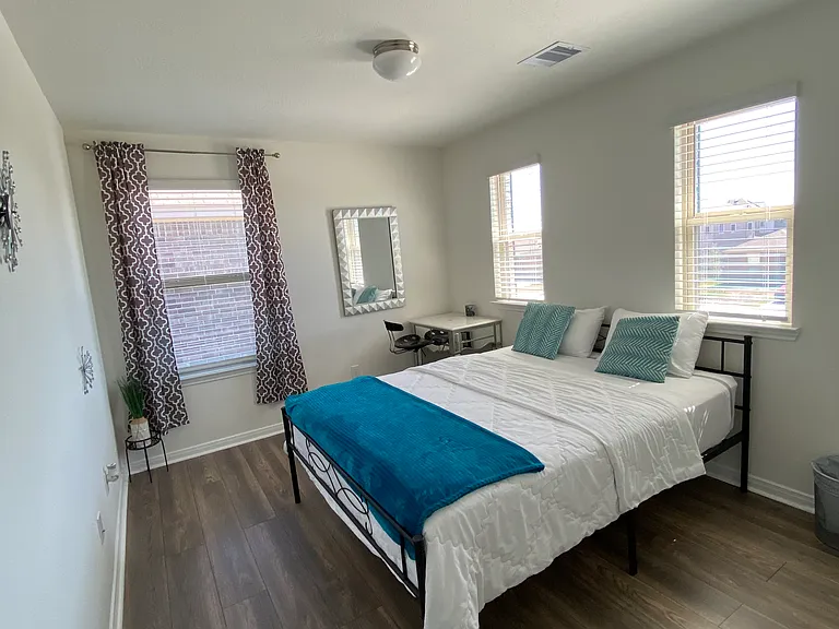 1307 Oroville Ct — Photo 9