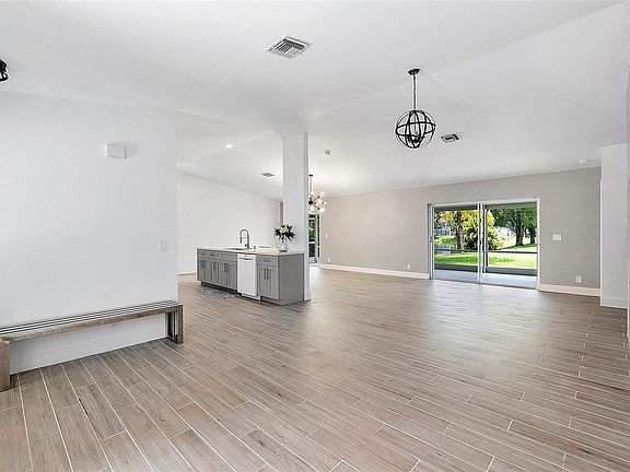 4th image of 3892 NW 59th Street