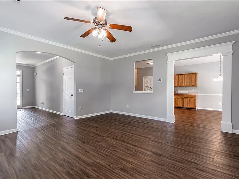 134 Lexington Parke Dr — Photo 9
