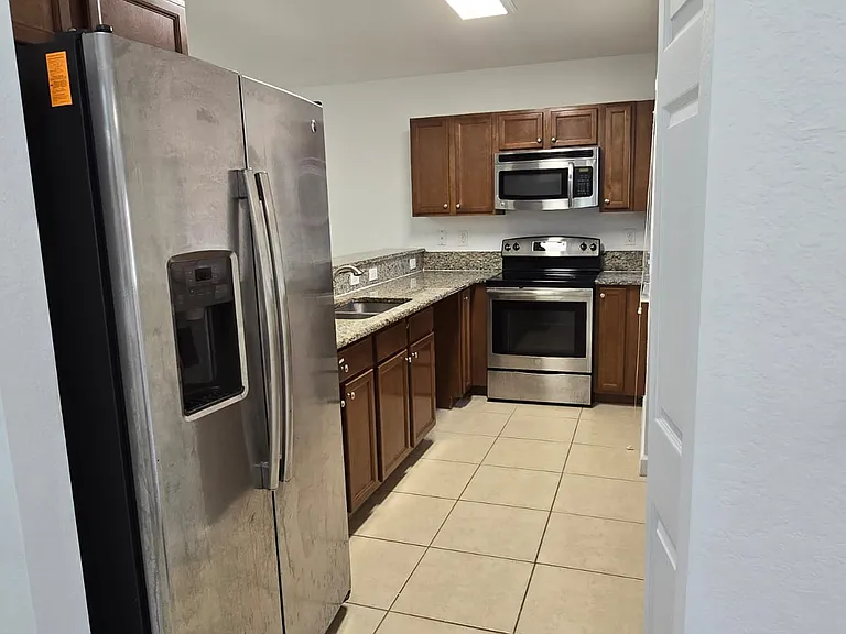 22401 SW 88th Pl #15 — Photo 6