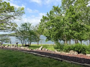 7 Port Holiday Dr UNIT B, Kimberling City, MO 65686