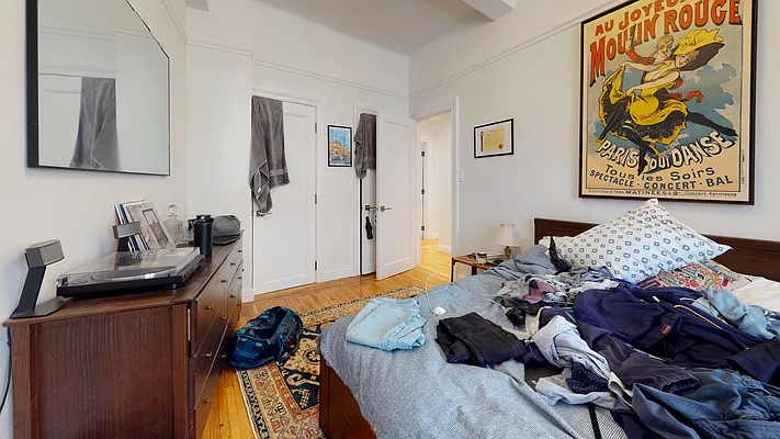 Rented by Bond New York | media 26