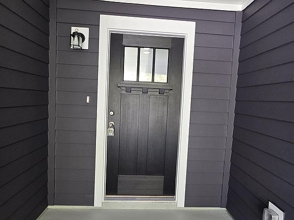 2nd image of 11507 HOBART Boulevard