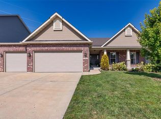 1315 Spring Lilly Dr, High Ridge, MO 63049