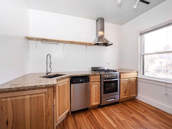 5th image of 1630 N Emerson St APT 2