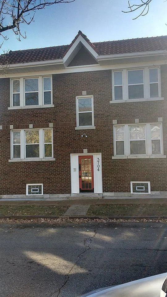1 bed, 1000 sqft, $875 — Photo 1