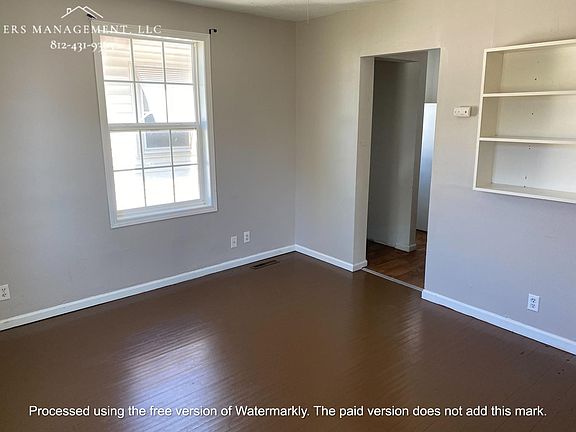 2nd image of 2517 N Bedford Ave